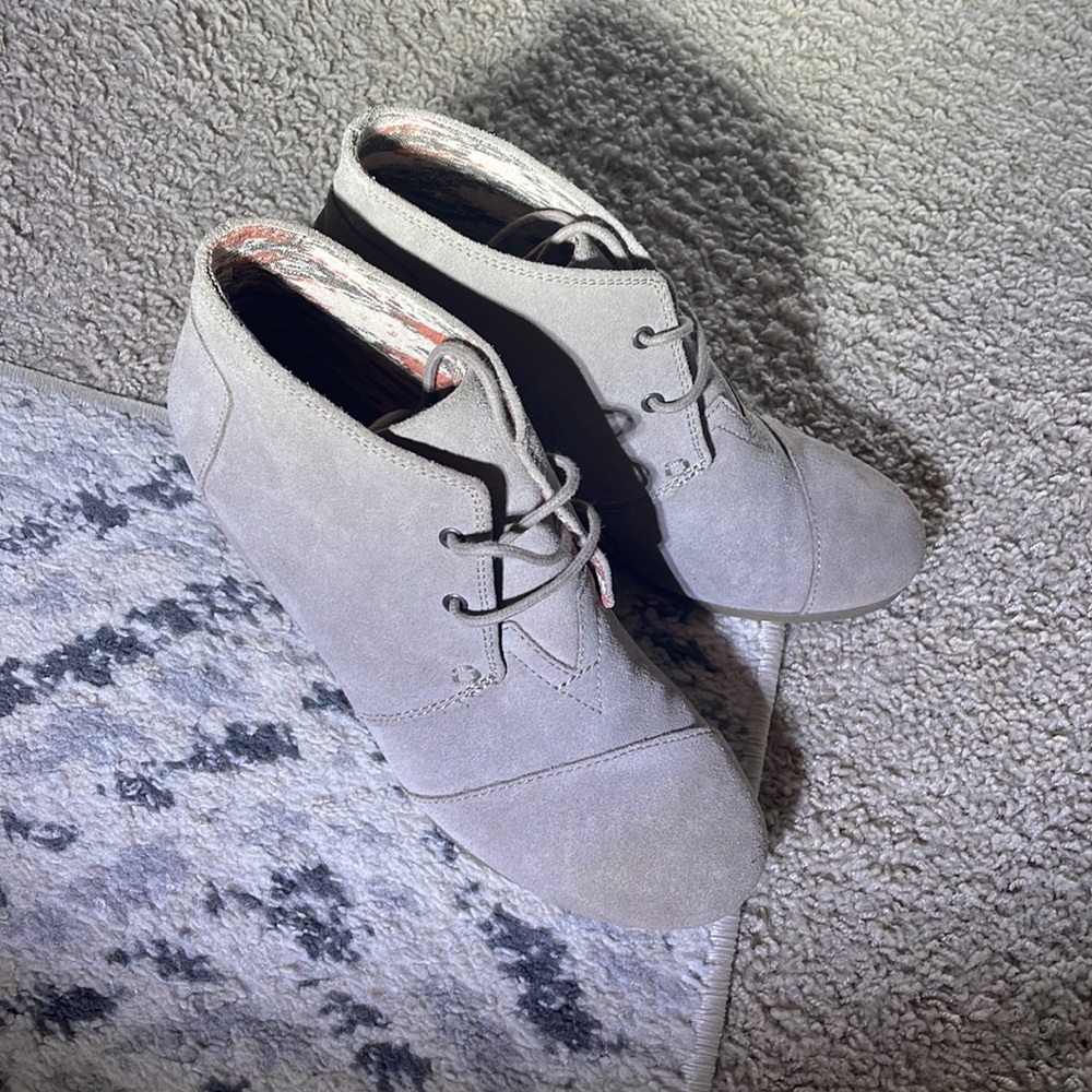 Toms wedge